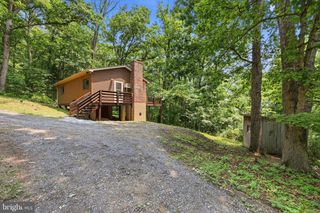 460 HILLTOP LN, Mount Jackson, VA 22842