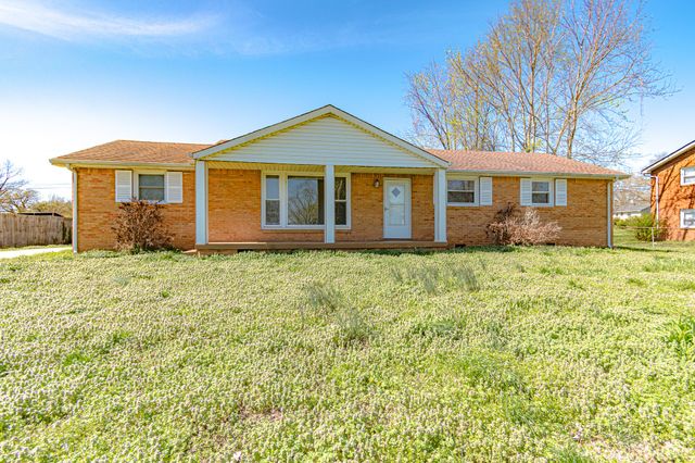 2605 Scott Dr, Clarksville, TN 37042
