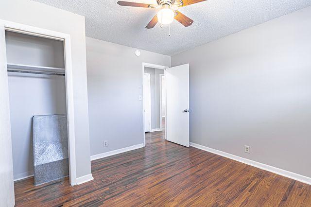 2605 Scott Dr, Clarksville, TN 37042