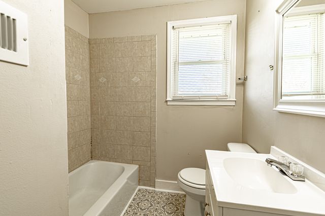 2605 Scott Dr, Clarksville, TN 37042