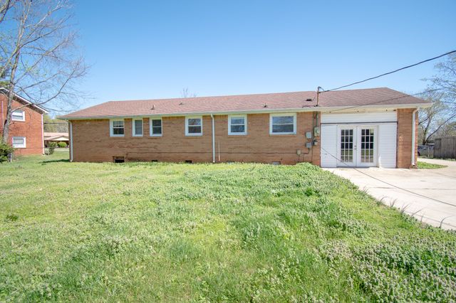 2605 Scott Dr, Clarksville, TN 37042