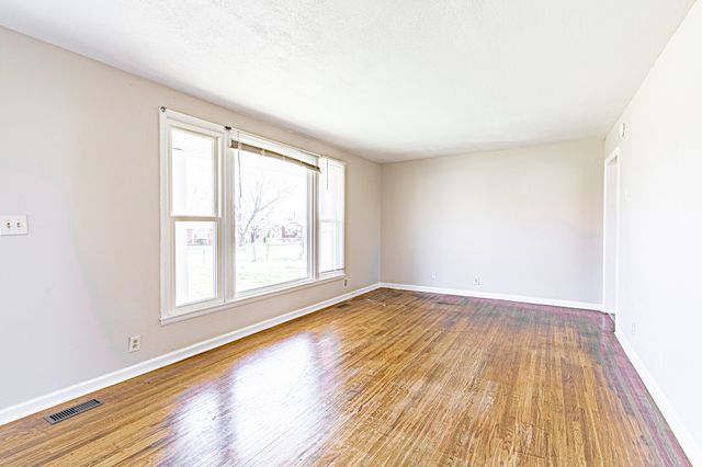 2605 Scott Dr, Clarksville, TN 37042