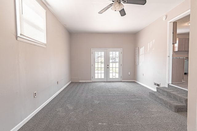 2605 Scott Dr, Clarksville, TN 37042