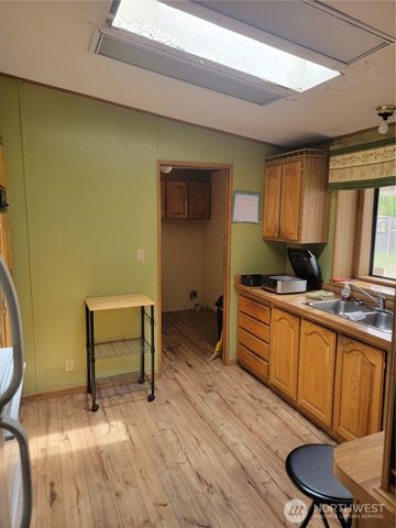 1502 Yelm Avenue W #7, Yelm, WA 98597
