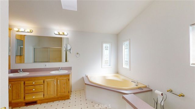 9850 Garfield Avenue 8, Huntington Beach, CA 92646
