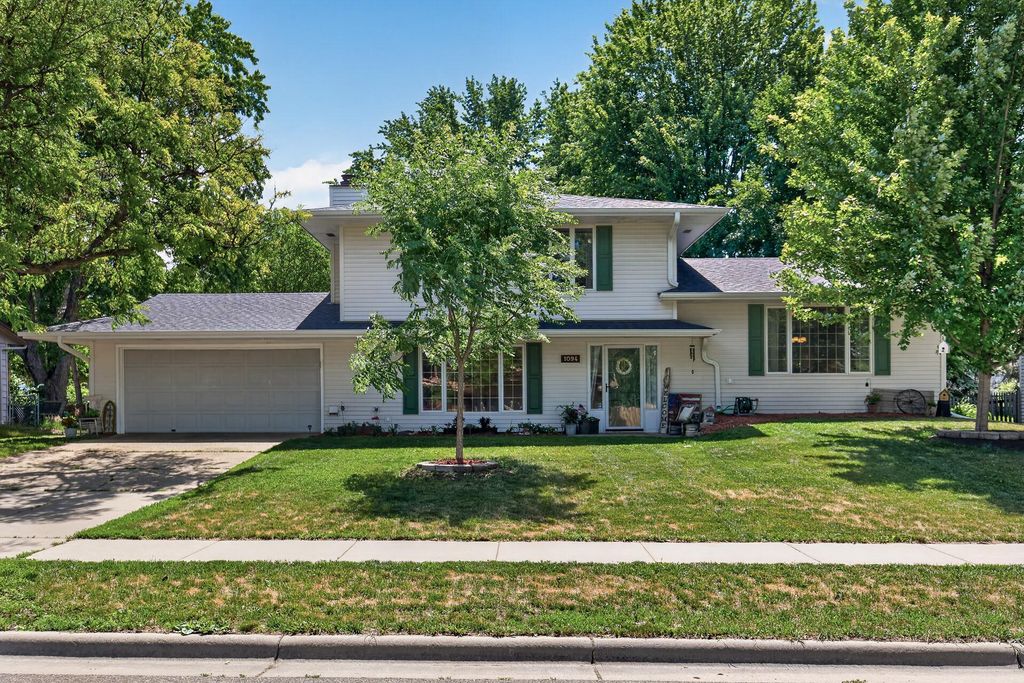 1094 Lowell Drive, Apple Valley, MN 55124 — photo 3