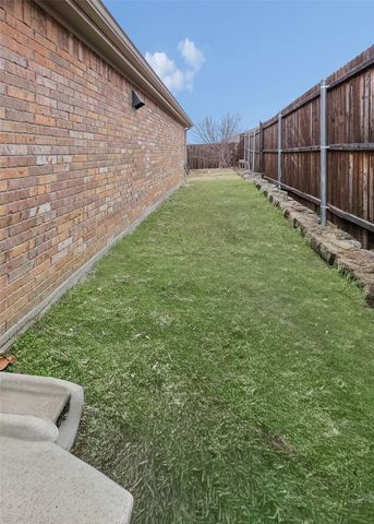 2413 Russell Street, Crandall, TX 75114