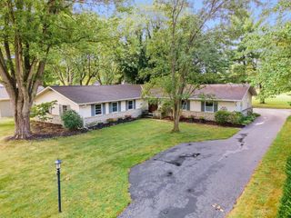835 Clubview Boulevard N, Columbus, OH 43235