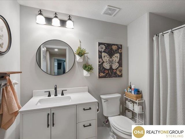 13051 S 49th Street, Papillion, NE 68133