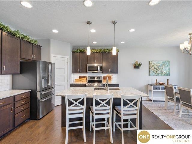 13051 S 49th Street, Papillion, NE 68133