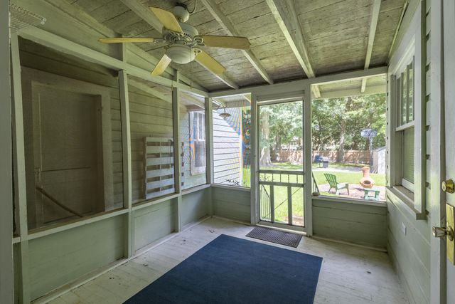 903 Corinne, Hattiesburg, MS 39401