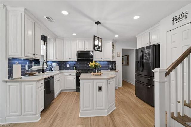 2753 Burning Tree LN, Suffolk, VA 23435