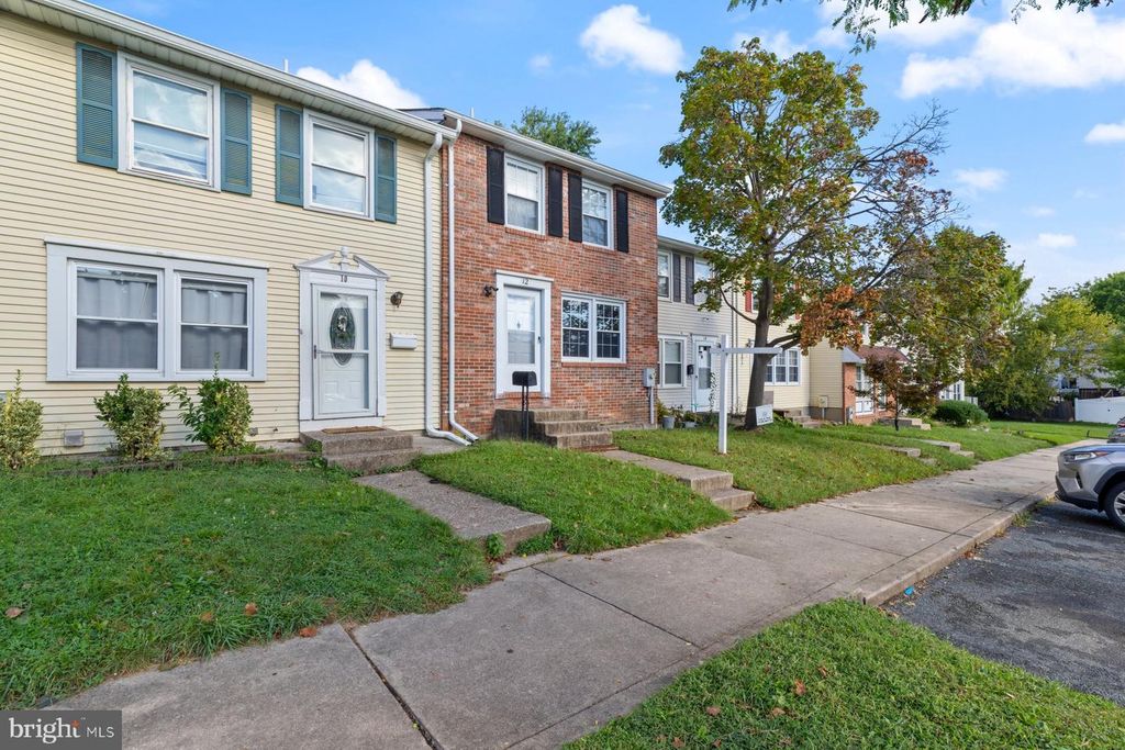 12 DUCHESS CT, Rosedale, MD 21237