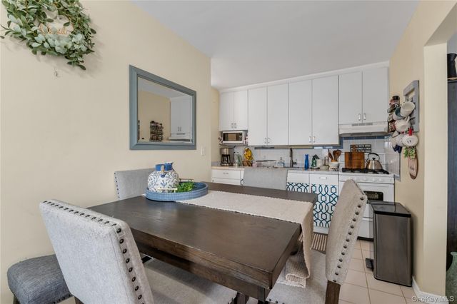 531 E Broadway, Long Beach, NY 11561