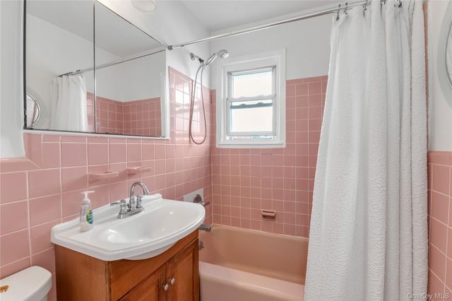 531 E Broadway, Long Beach, NY 11561