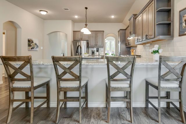 324 Sugar Creek Lane, Saginaw, TX 76131