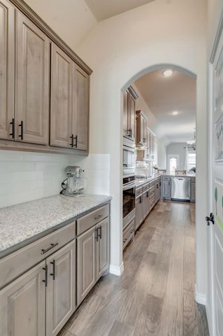 324 Sugar Creek Lane, Saginaw, TX 76131