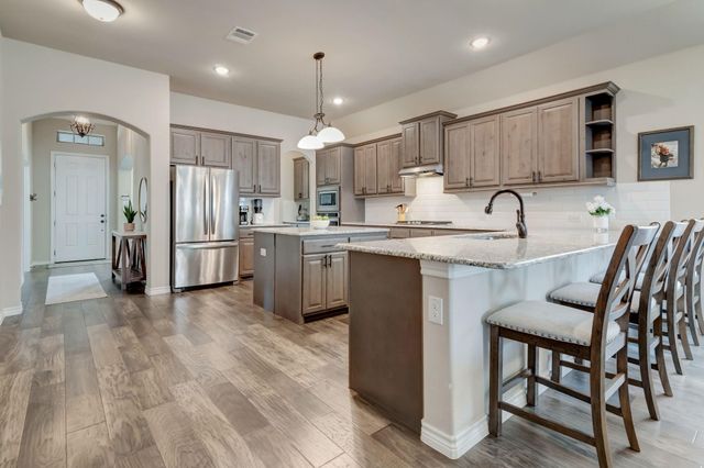 324 Sugar Creek Lane, Saginaw, TX 76131