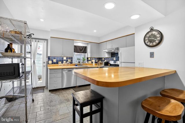 133 MORRIS ST, Philadelphia, PA 19148