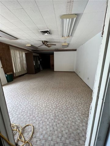 10501 Station, North Huntingdon, PA 15642