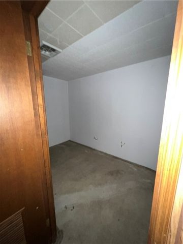 10501 Station, North Huntingdon, PA 15642