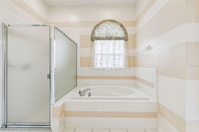 1993 WRENFIELD LANE, Oviedo, FL 32765