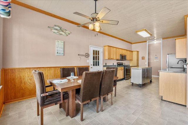 21 Flamingo Circle, Coldspring, TX 77331