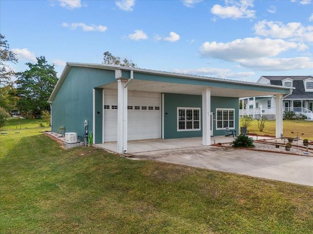 21 Flamingo Circle, Coldspring, TX 77331