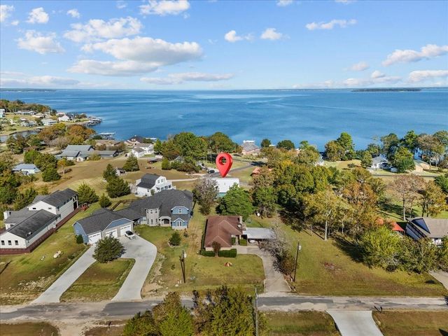 21 Flamingo Circle, Coldspring, TX 77331