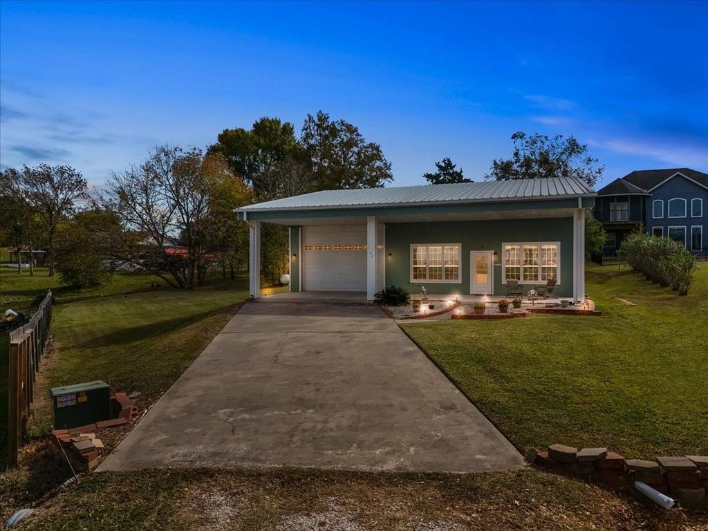 21 Flamingo Circle, Coldspring, TX 77331