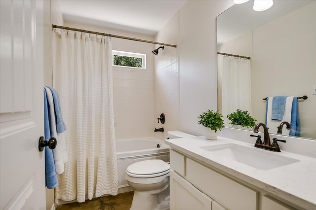 707 Royal LN, Cedar Park, TX 78613