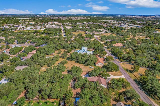 707 Royal LN, Cedar Park, TX 78613