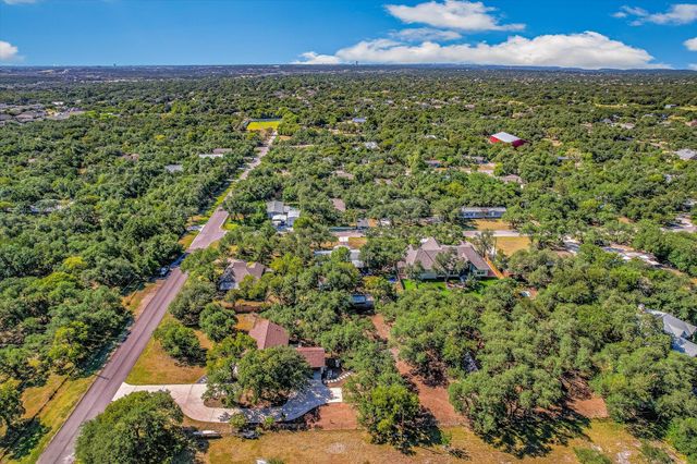 707 Royal LN, Cedar Park, TX 78613