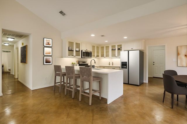 707 Royal LN, Cedar Park, TX 78613