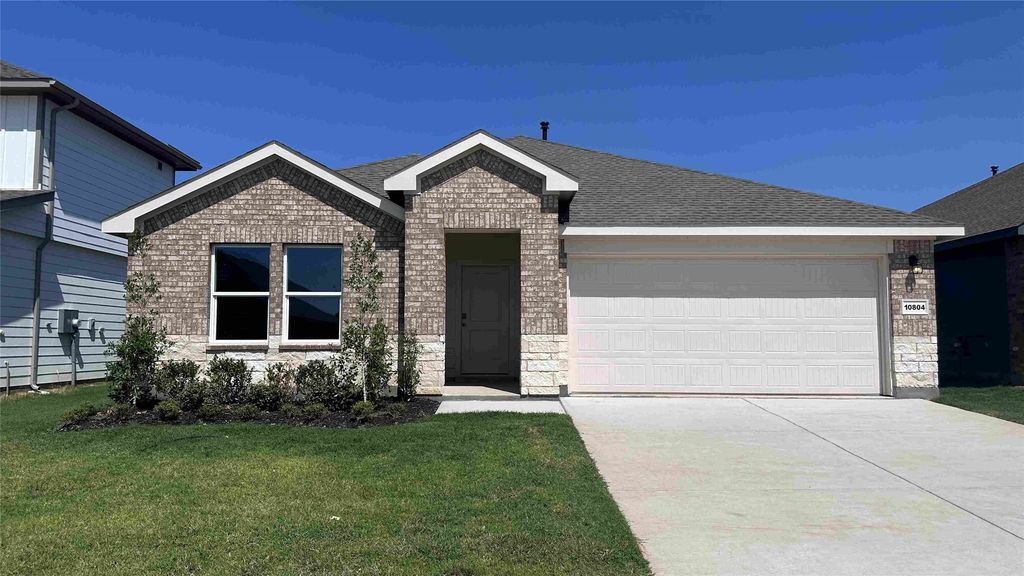 10804 BLOODSTONE Drive, Fort Worth, TX 76036 — exterior