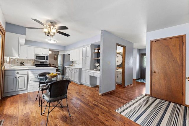 4349 Woodbury LANE, Mount Pleasant, WI 53403