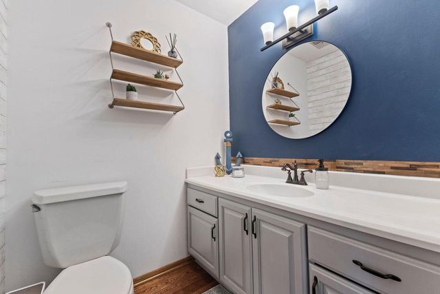 4349 Woodbury LANE, Mount Pleasant, WI 53403
