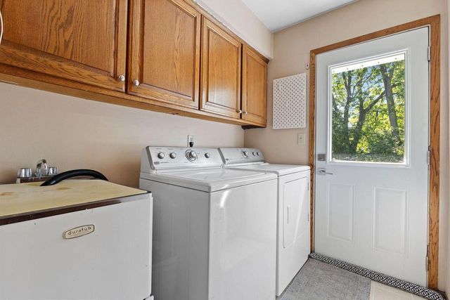 4349 Woodbury LANE, Mount Pleasant, WI 53403