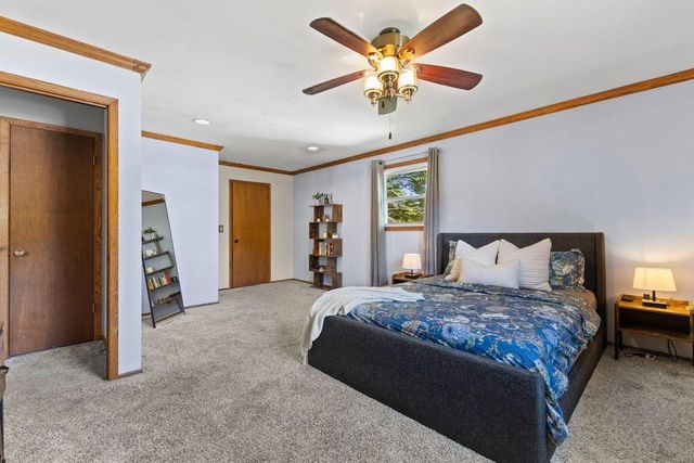 4349 Woodbury LANE, Mount Pleasant, WI 53403