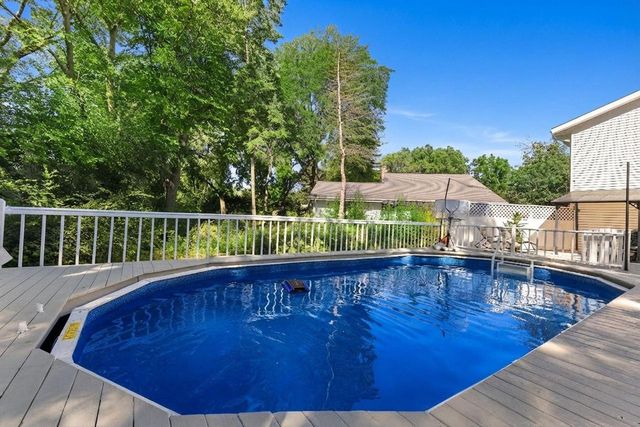 4349 Woodbury LANE, Mount Pleasant, WI 53403