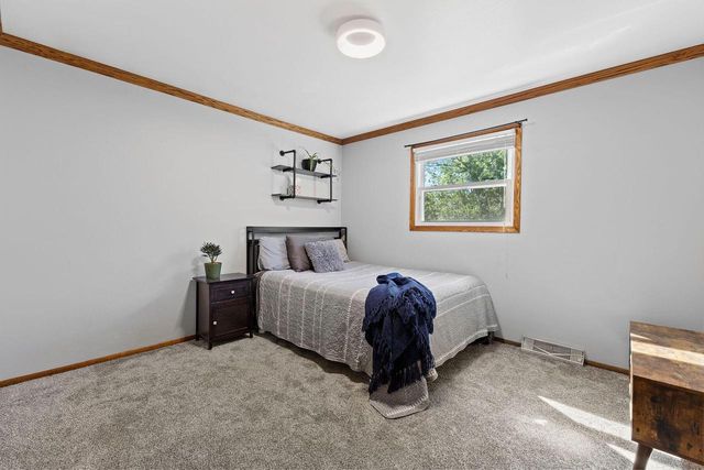 4349 Woodbury LANE, Mount Pleasant, WI 53403