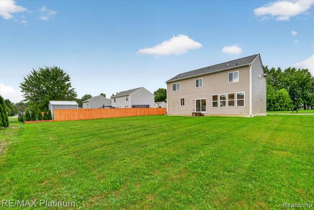 4465 Daniel Drive, Grand Blanc, MI 48439