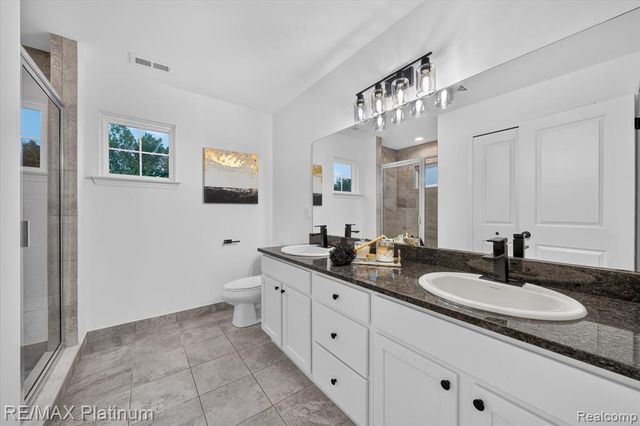 4465 Daniel Drive, Grand Blanc, MI 48439