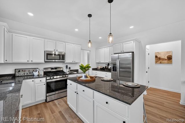 4465 Daniel Drive, Grand Blanc, MI 48439