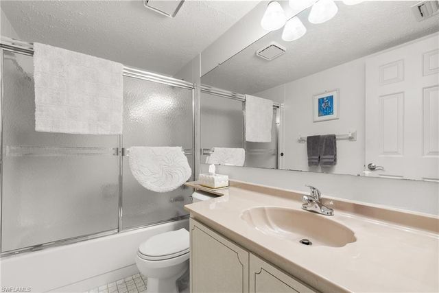 3631 SE 10th AVE # 102, Cape Coral, FL 33904