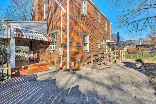 3339 Collingwood ST, Roanoke, VA 24012