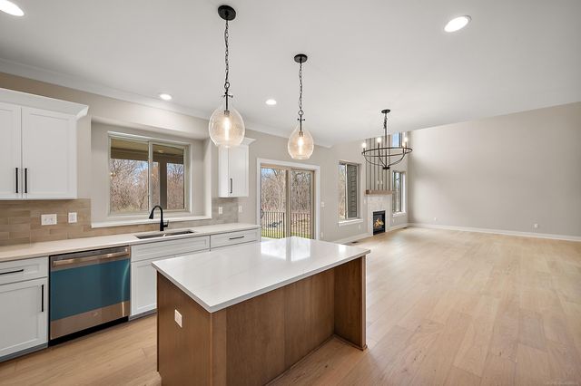 18857 Via Firenze Drive, Macomb, MI 48044