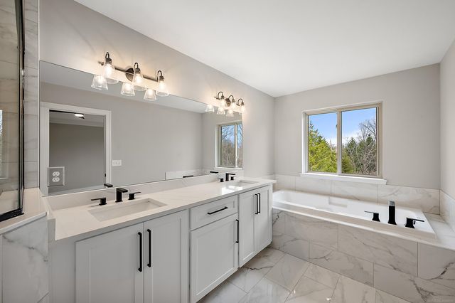 18857 Via Firenze Drive, Macomb, MI 48044