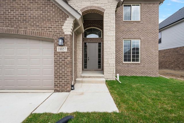 18857 Via Firenze Drive, Macomb, MI 48044