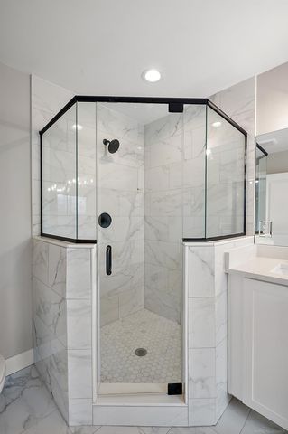 18857 Via Firenze Drive, Macomb, MI 48044